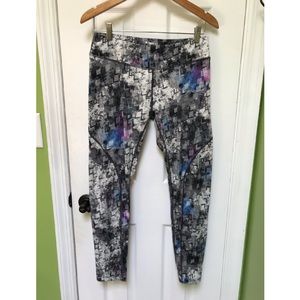 Layer 8 Athletic Legging